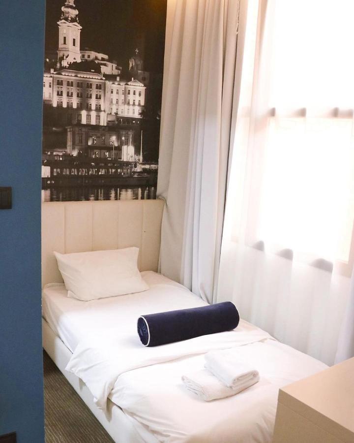Hotel Passport เบลเกรด ภายนอก รูปภาพ