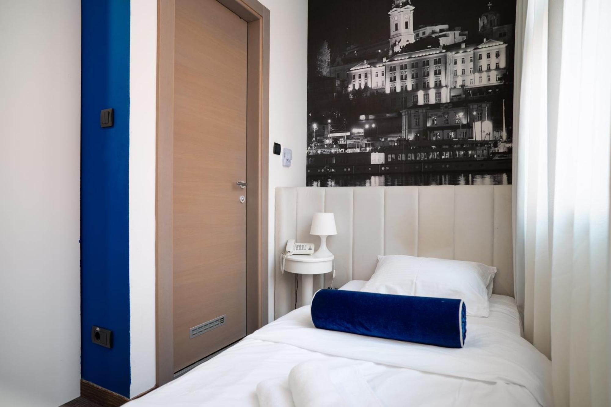 Hotel Passport เบลเกรด ภายนอก รูปภาพ